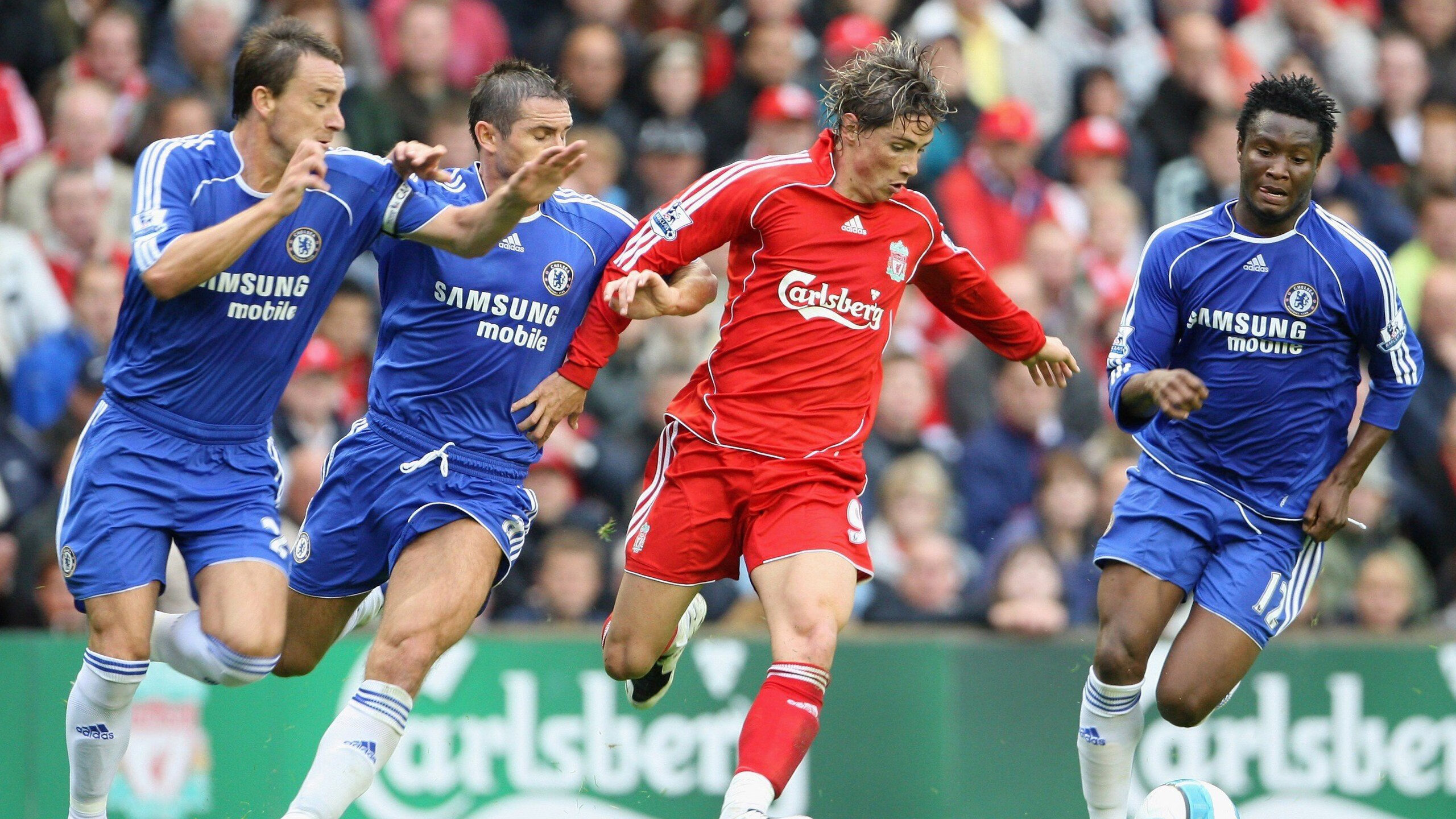 篮球冠军争夺进入高潮